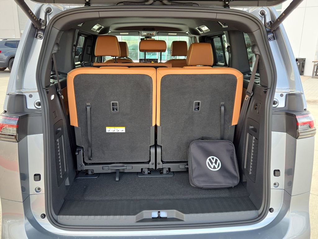 New 2025 Volkswagen ID. Buzz Pro S image 15