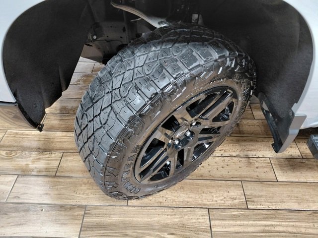 Certified 2024 Chevrolet Silverado 1500 LT Trail Boss w/ Convenience Package II image 29