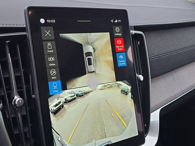 New 2026 Volvo XC90 B6 Ultra w/ Protection Package Premier AWD/4WD image 14