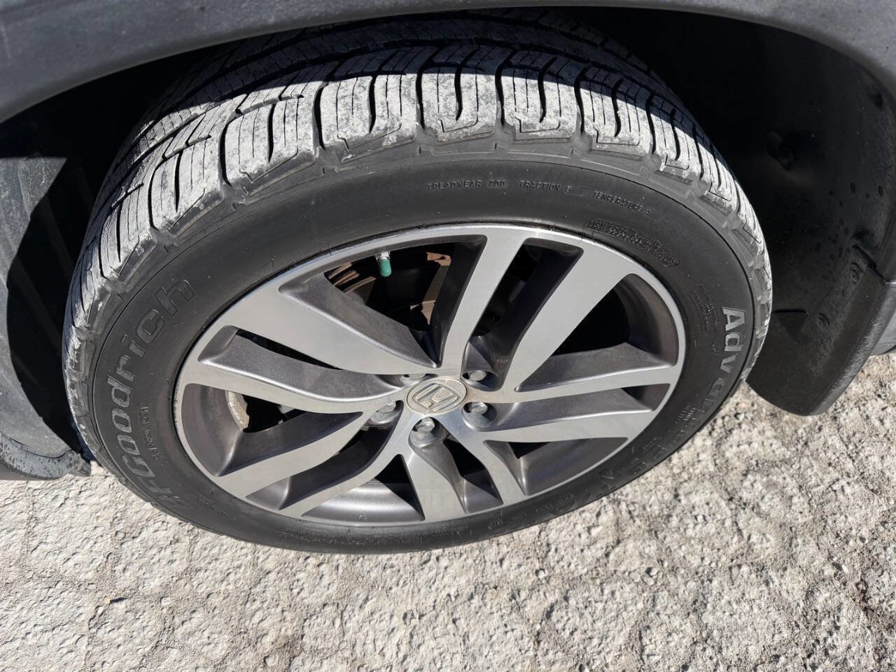 Used 2016 Honda Pilot Touring image 9