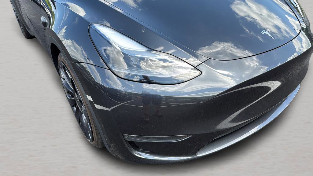 Used 2024 Tesla Model Y Performance AWD/4WD image 10