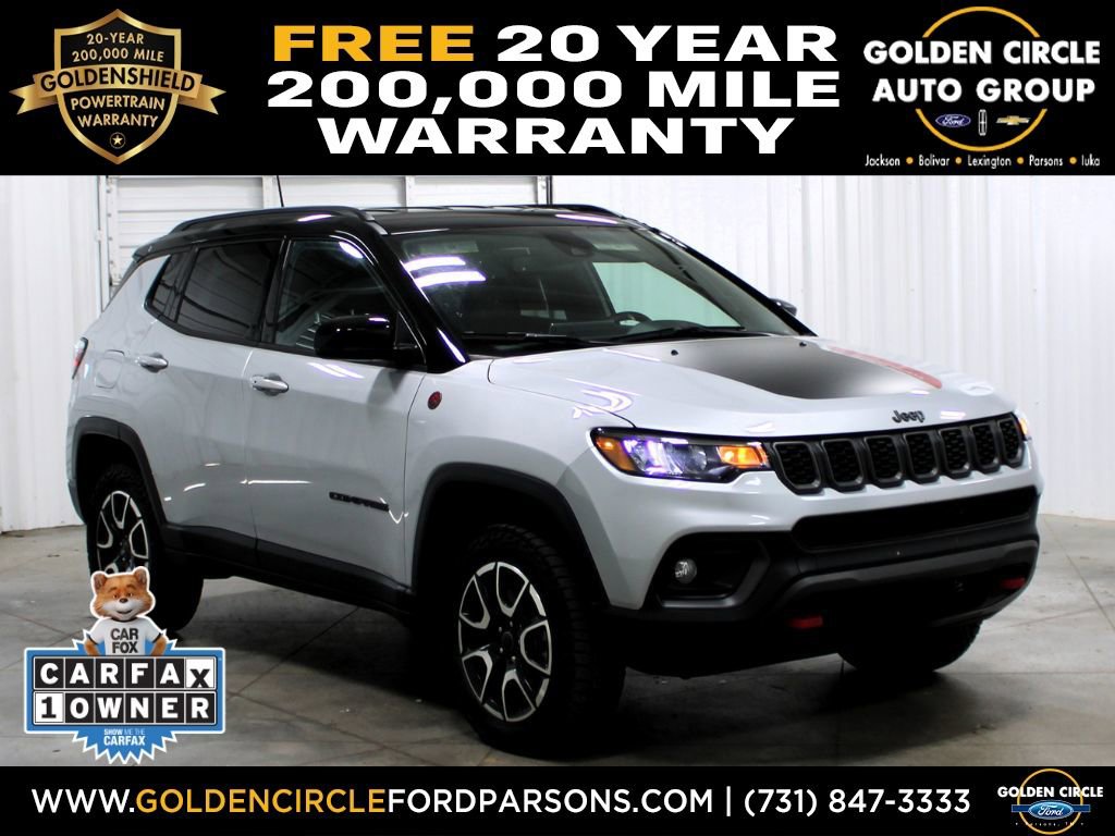 Used 2025 Jeep Compass Trailhawk AWD/4WD image 1