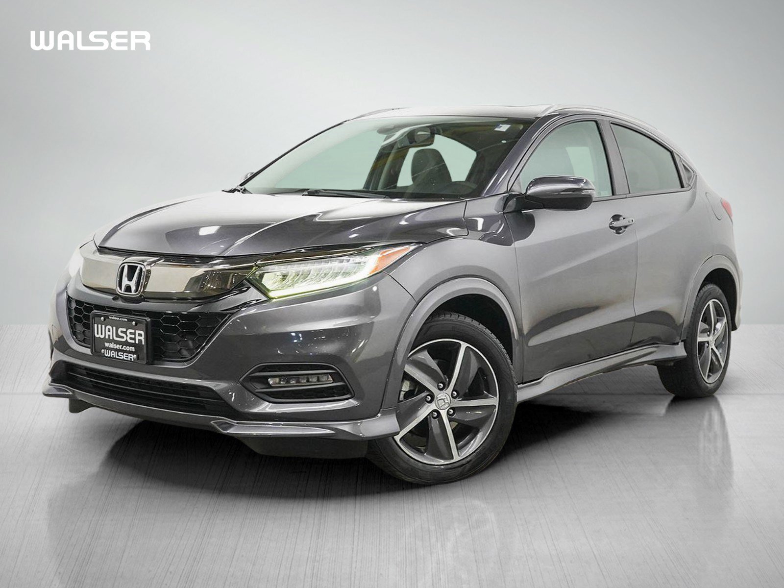 Used 2019 Honda HR-V Touring image 1