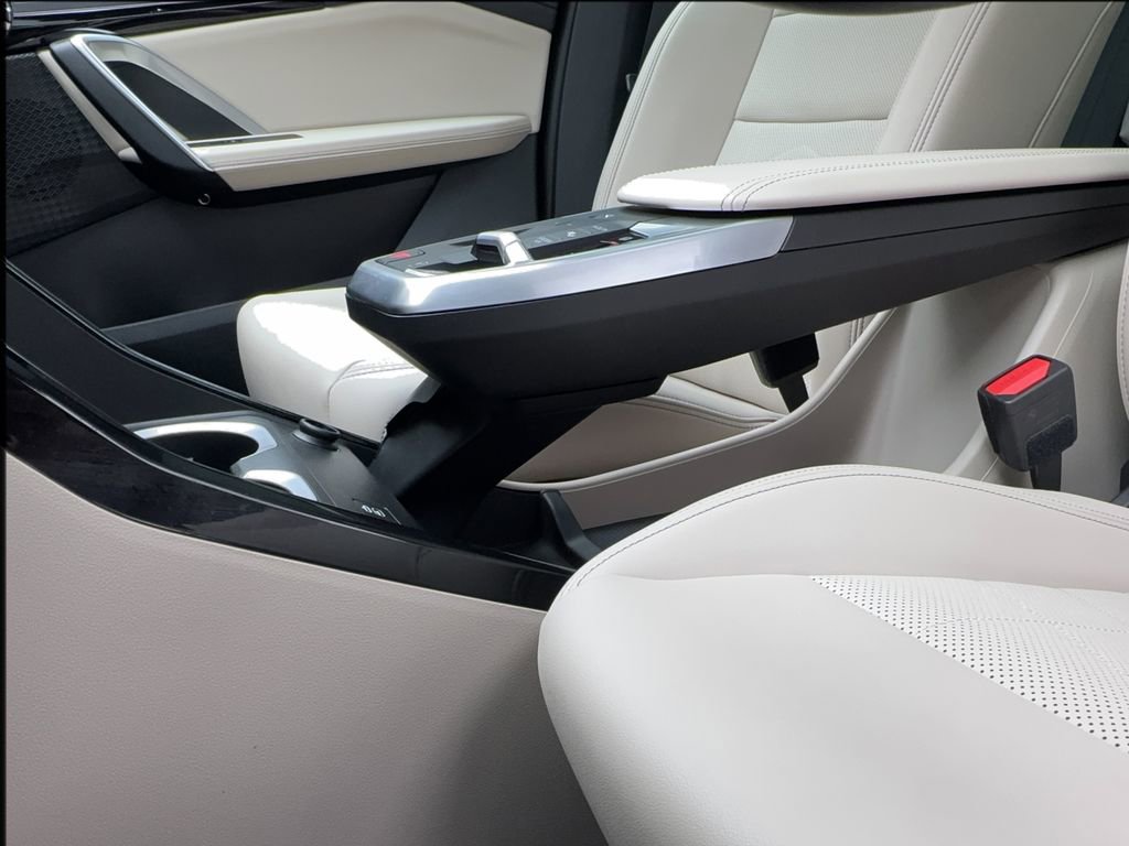 Used 2025 BMW X1 xDrive28i w/ Convenience Package image 26