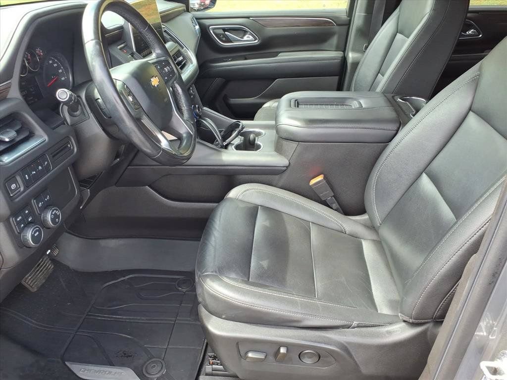 Used 2021 Chevrolet Suburban LT w/ Rear Media and Nav Package AWD/4WD image 10