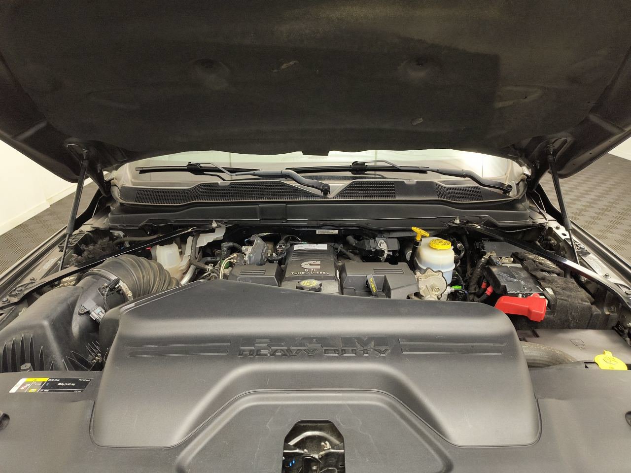 Used 2021 RAM 3500 Laramie w/ Body Color Bumper Group AWD/4WD image 31