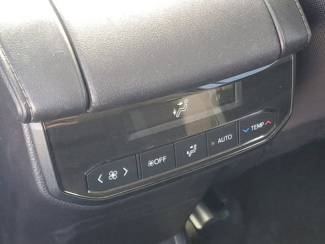 Used 2023 Toyota Highlander LE FWD image 17