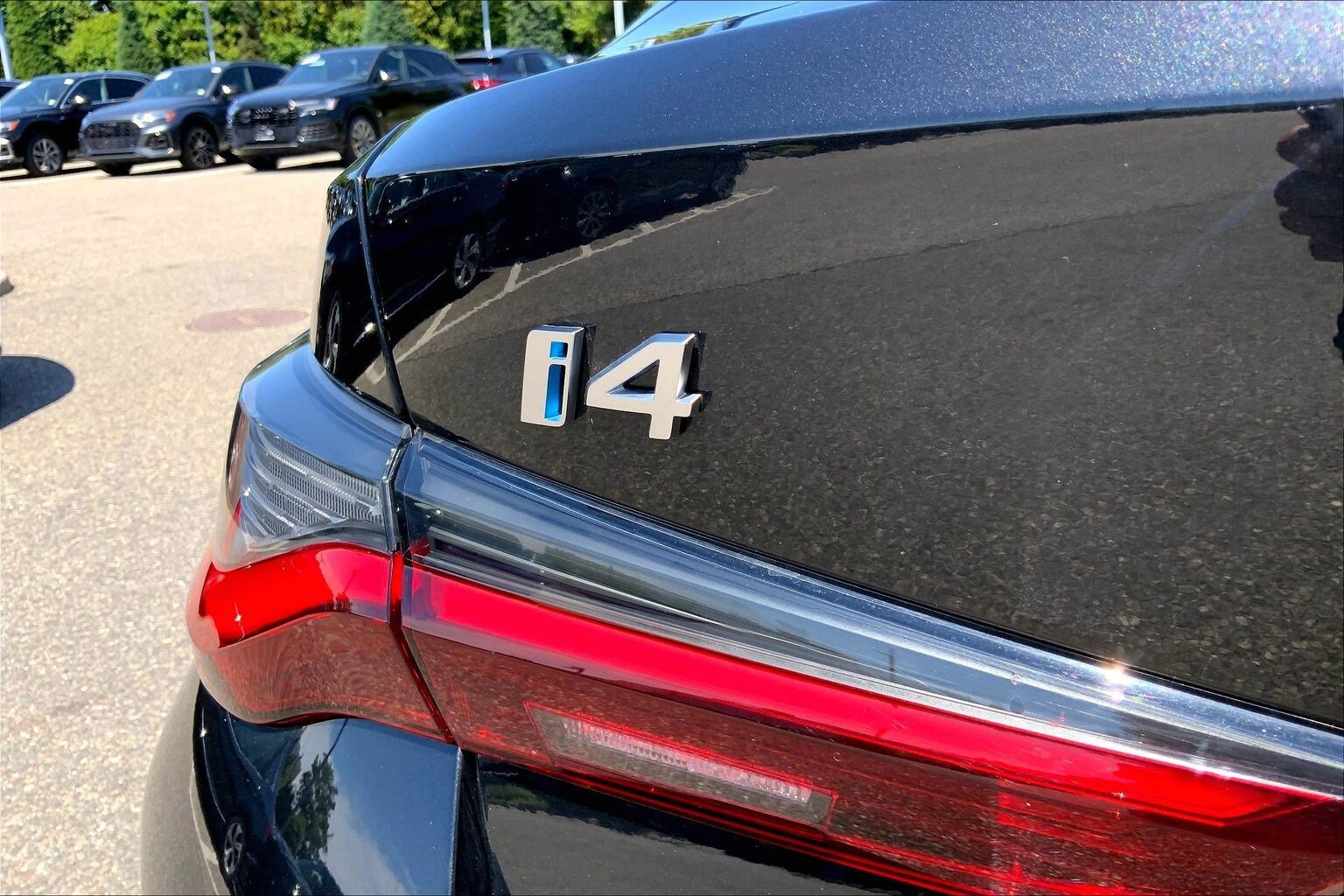 Used 2024 BMW i4 eDrive40 w/ Premium Package RWD image 18
