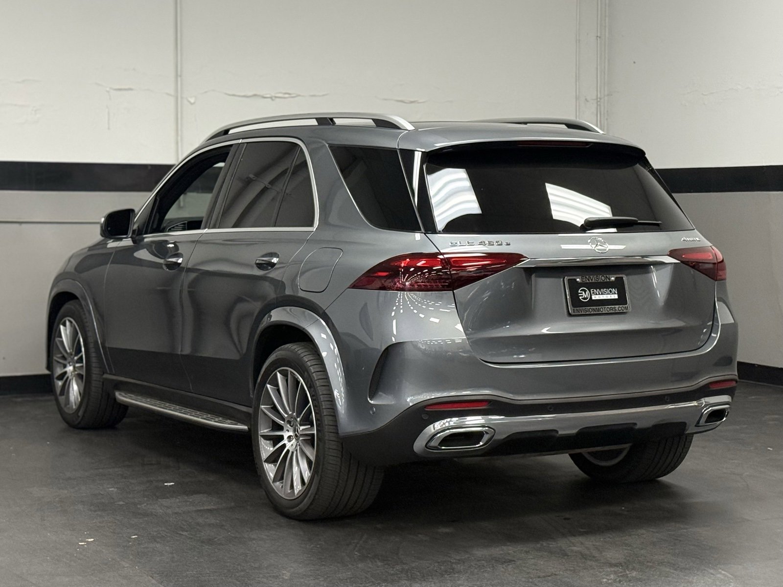 Used 2025 Mercedes-Benz GLE 450e GLE 450e image 8