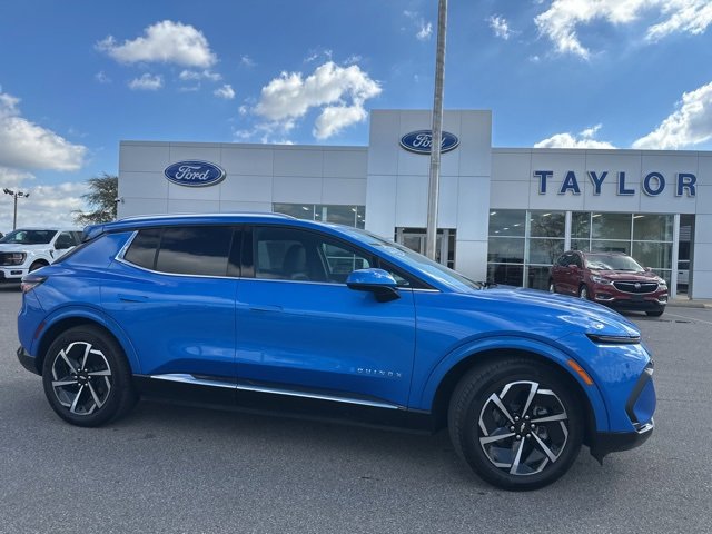 Used 2025 Chevrolet Equinox EV LT w/ Convenience Package
