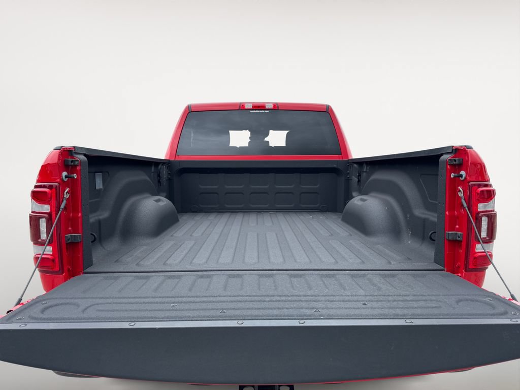 Used 2024 RAM 2500 Big Horn w/ Safety Group AWD/4WD image 5