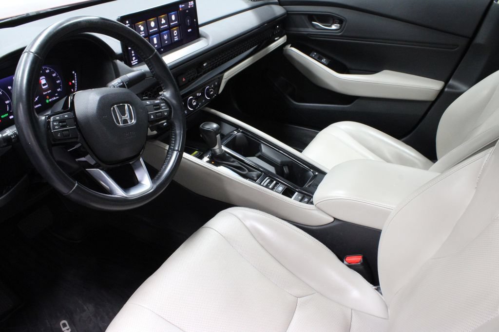 Used 2024 Honda Accord Touring image 22