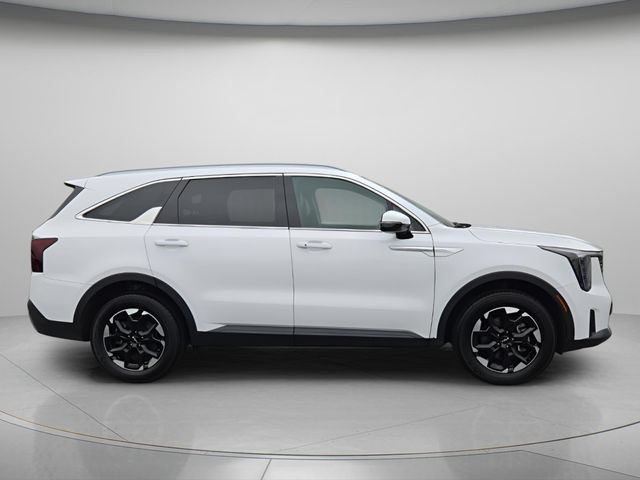 Used 2024 Kia Sorento S AWD/4WD image 9