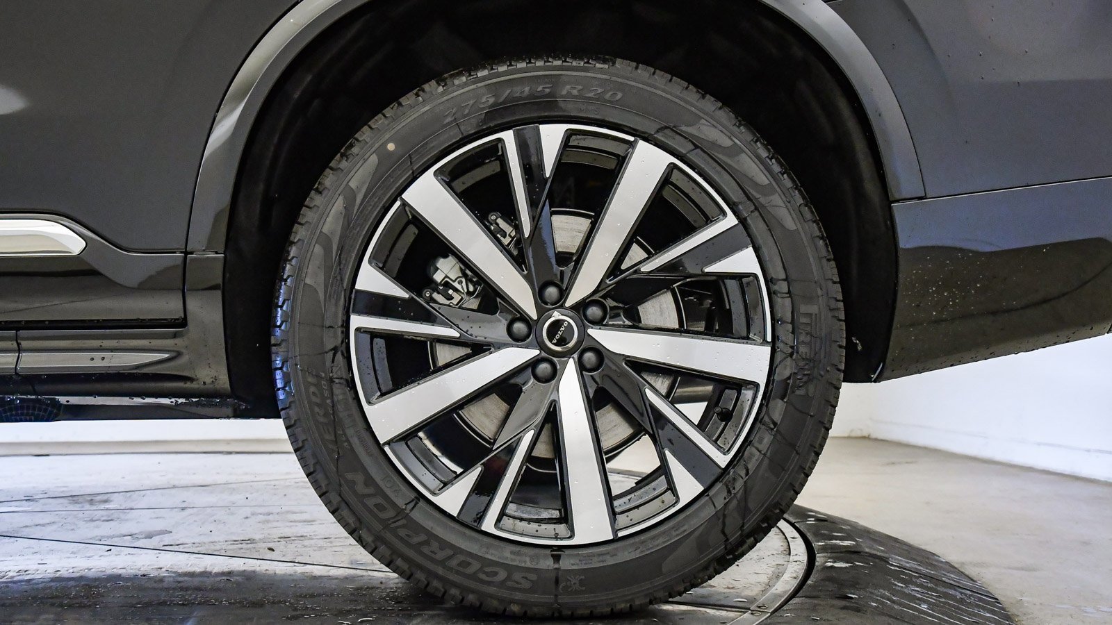 New 2026 Volvo XC90 B5 Core image 11