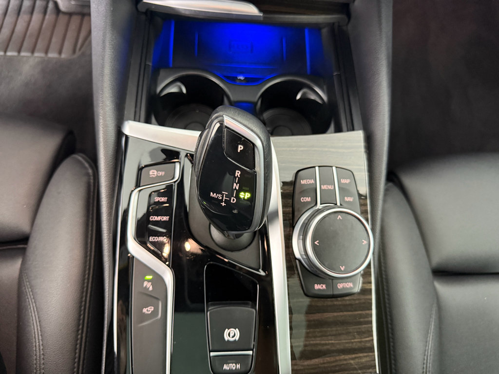 Used 2020 BMW 530i w/ Convenience Package image 27