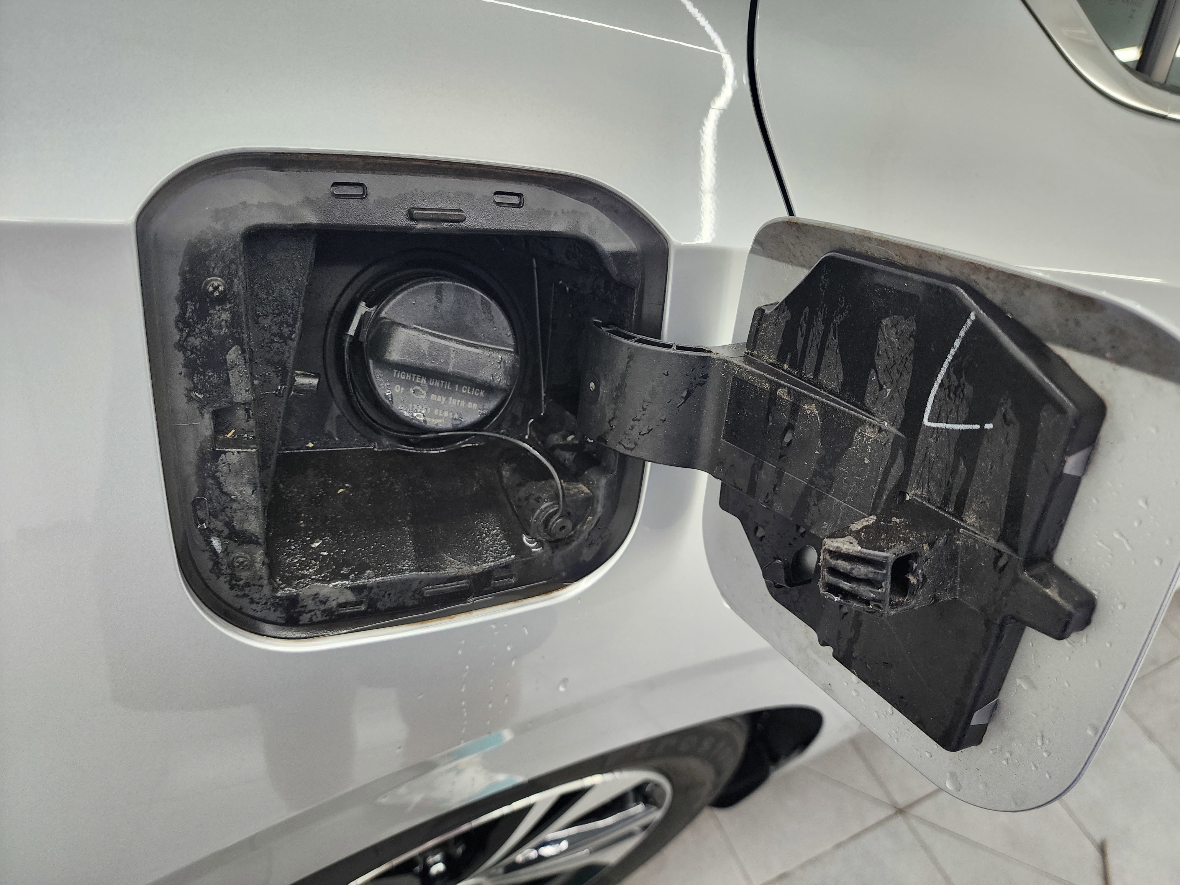 Used 2023 Nissan Sentra SV image 23