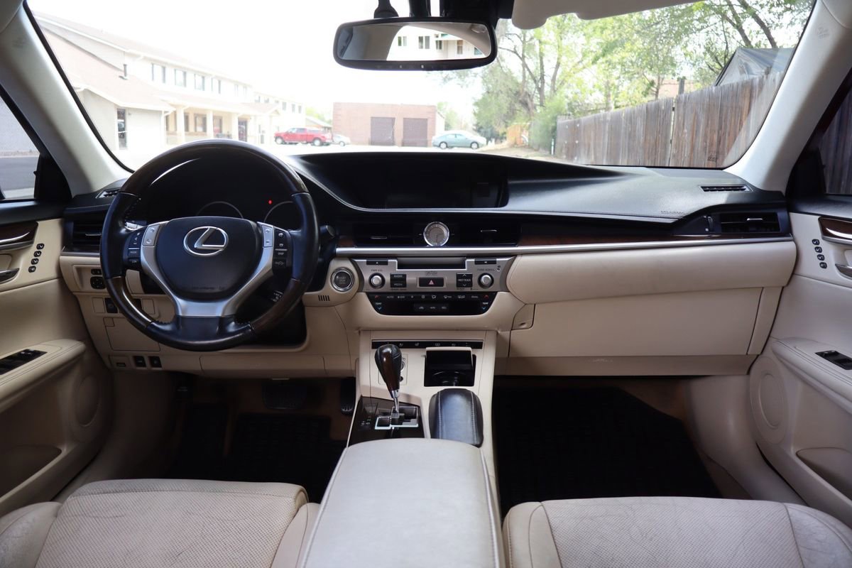 Used 2014 Lexus ES 350 image 16