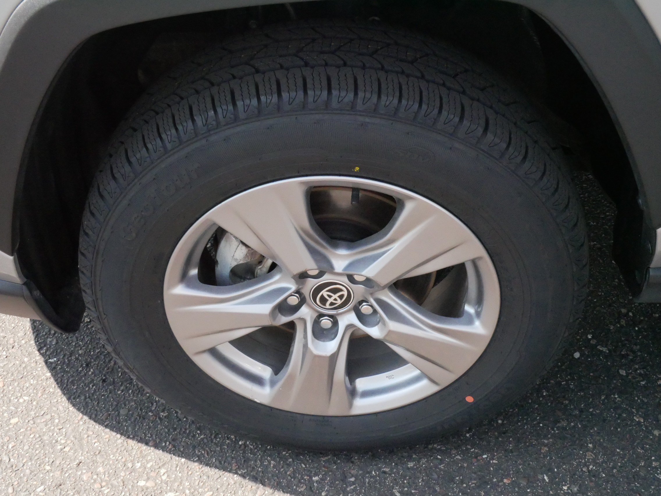 Certified 2025 Toyota RAV4 XLE AWD/4WD image 15