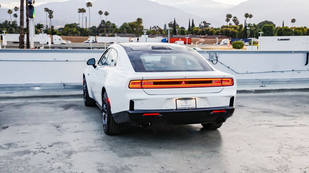 New 2026 Dodge Charger R/T AWD/4WD image 7