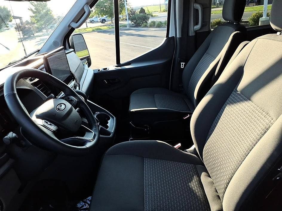 Used 2026 Ford Transit 350 XLT RWD image 14
