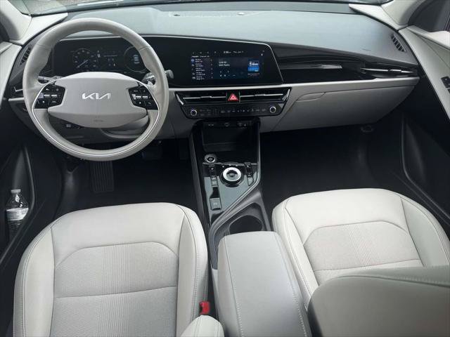 Used 2023 Kia Niro Wind w/ Wind Preserve Package FWD image 12