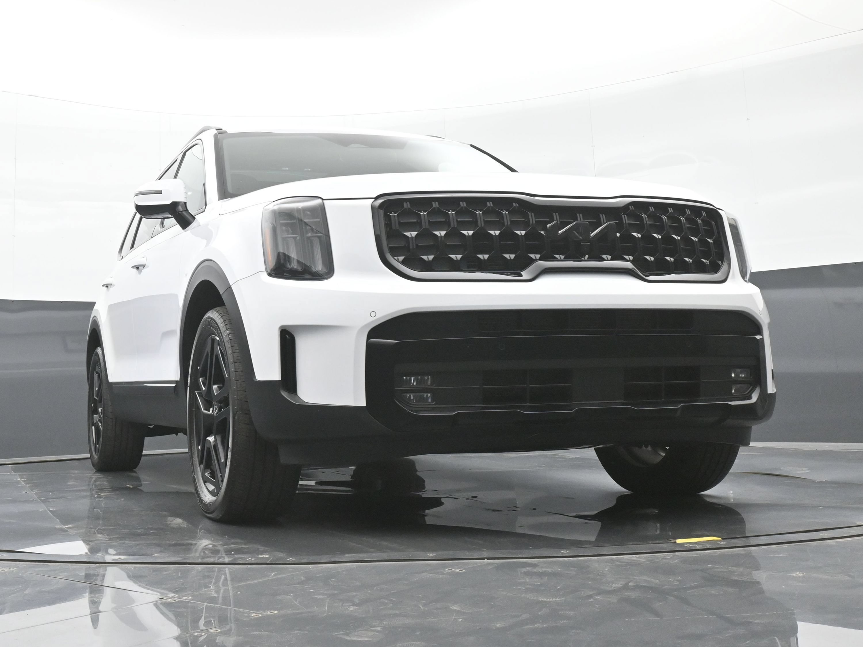 Used 2024 Kia Telluride SX X-Line AWD/4WD image 42