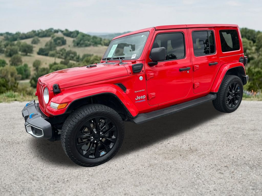Used 2022 Jeep Wrangler Unlimited Sahara w/ Cold Weather Group AWD/4WD image 3