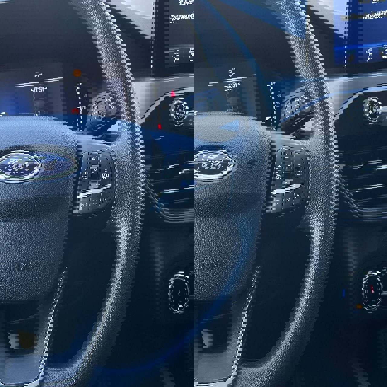 Used 2025 Ford Escape Active image 14