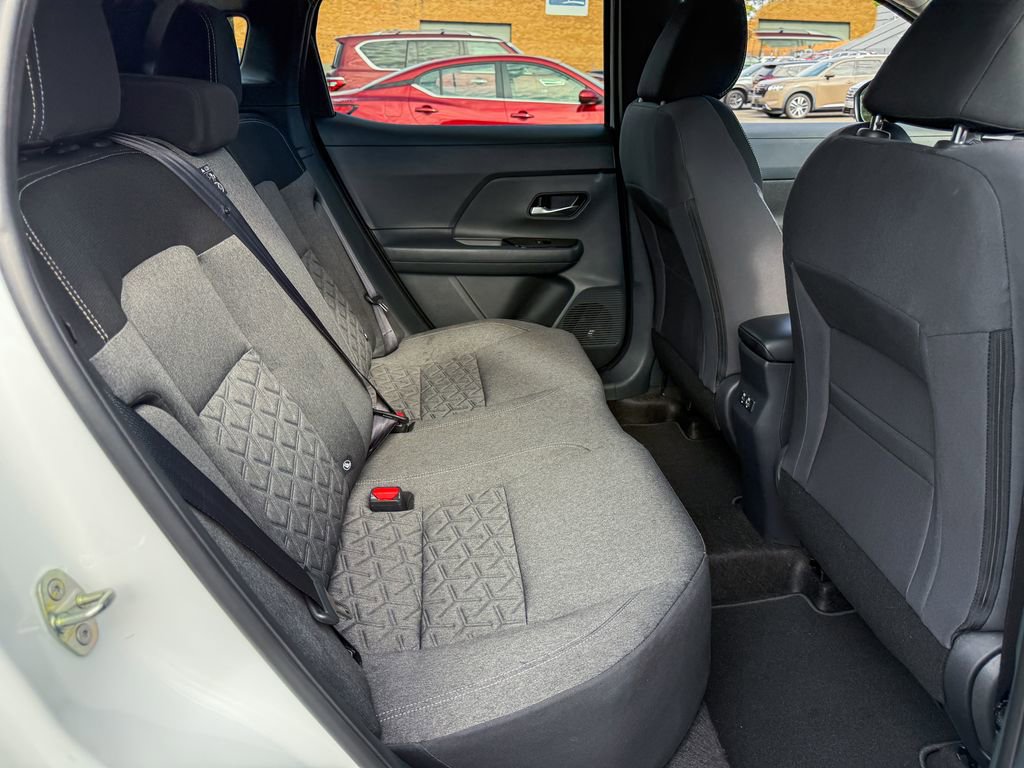 Certified 2025 Nissan Kicks SV image 24