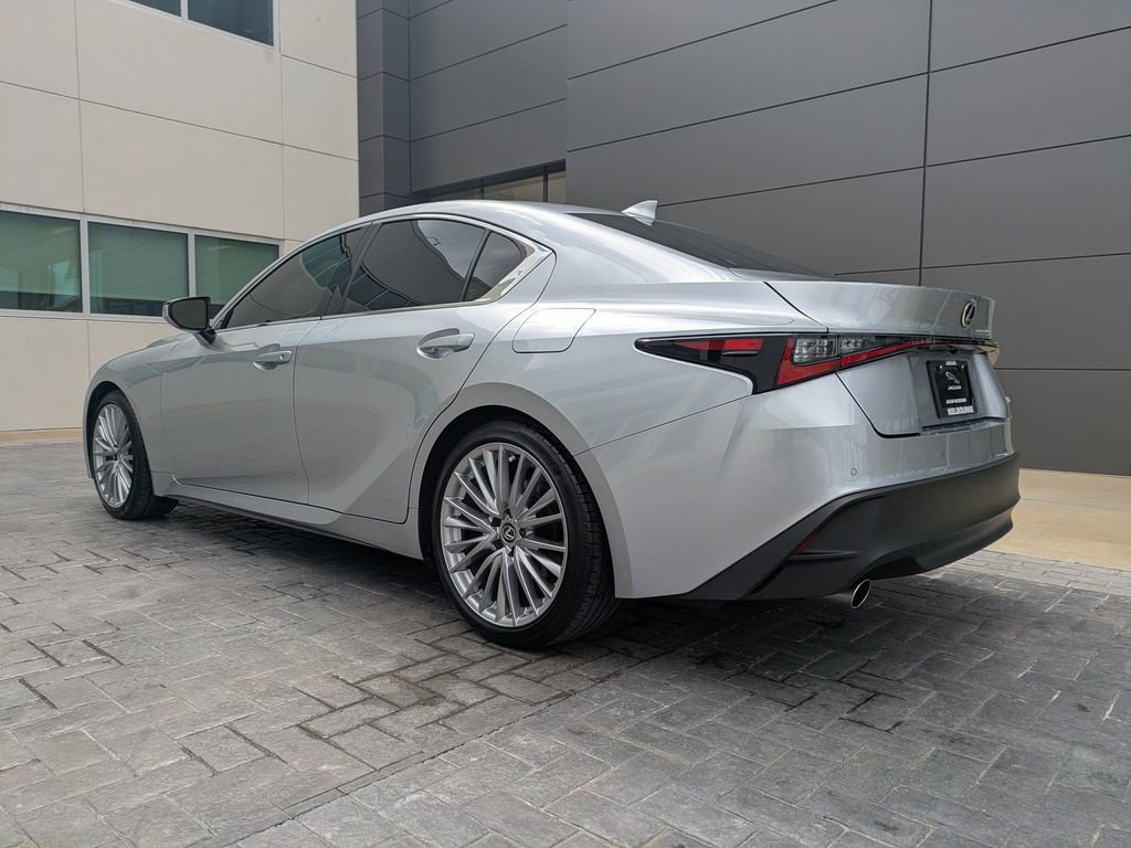 Used 2025 Lexus IS 300 w/ Premium Package RWD image 7