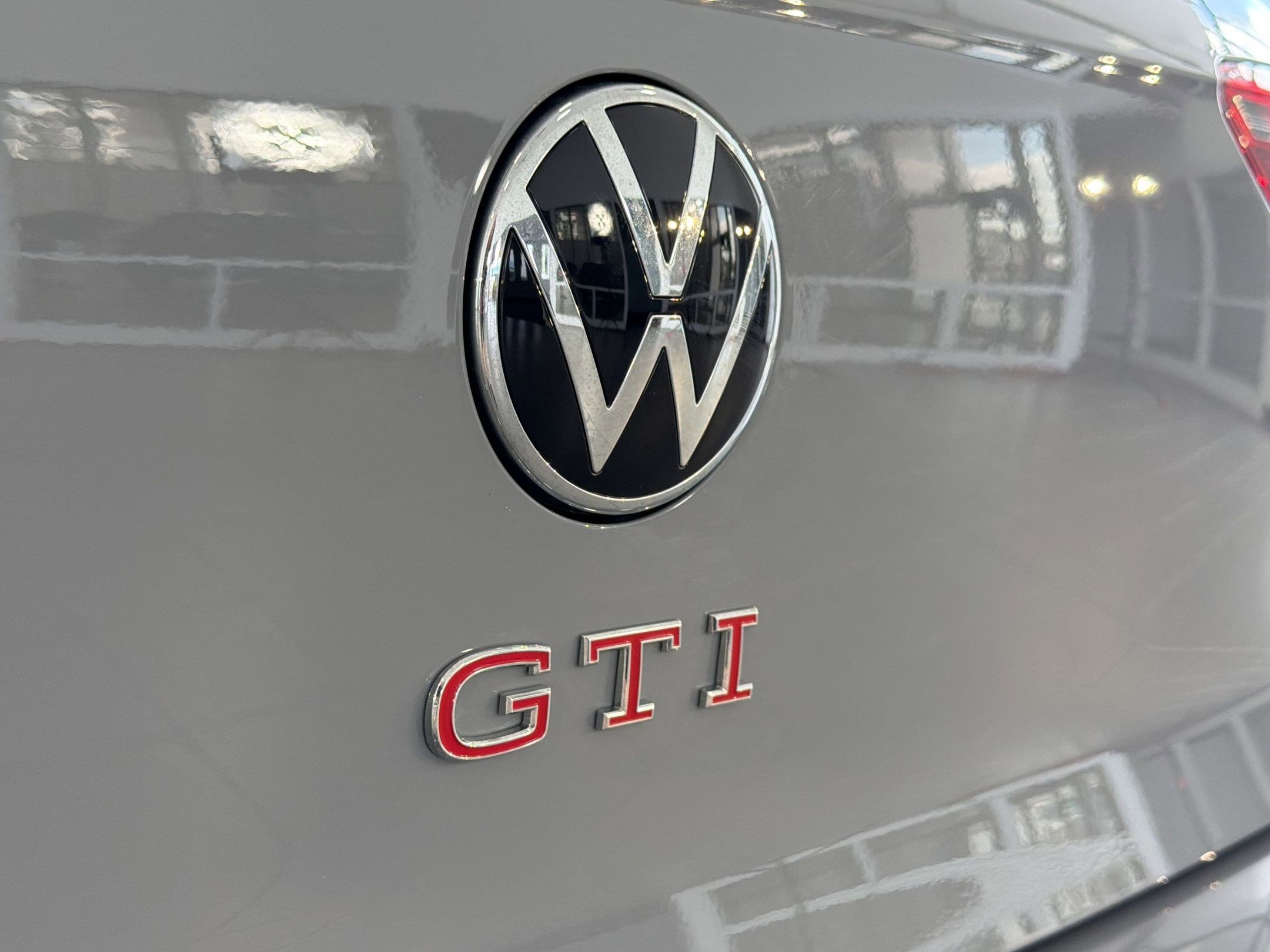 New 2026 Volkswagen Golf SE FWD image 35