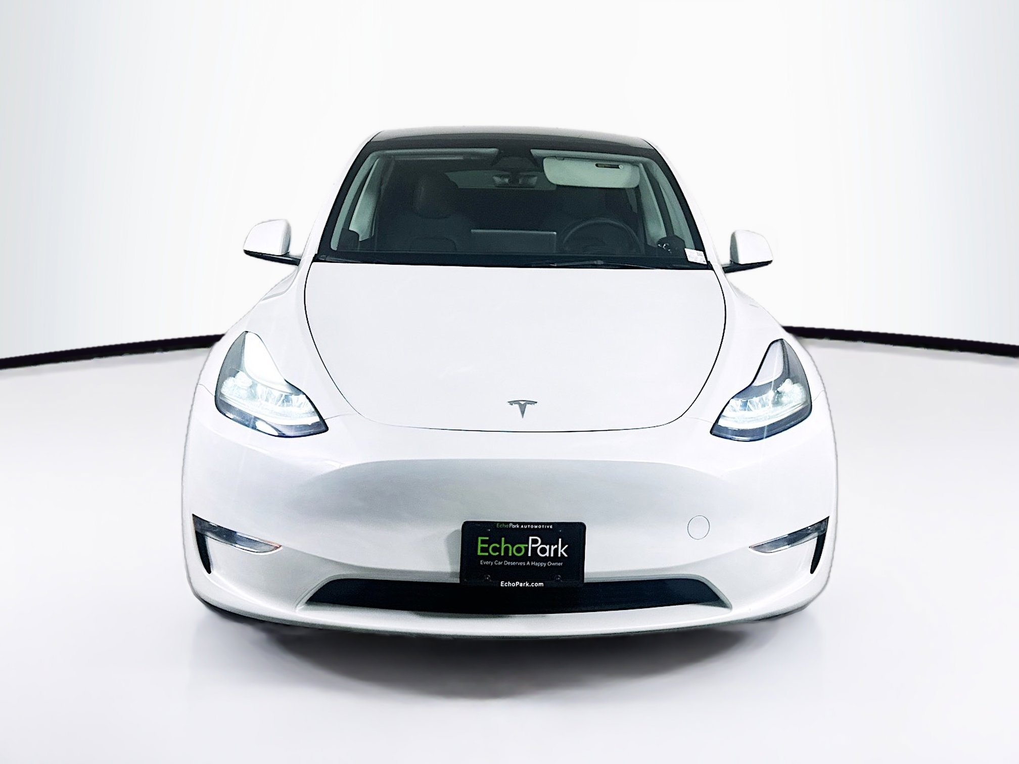Used 2023 Tesla Model Y RWD image 2