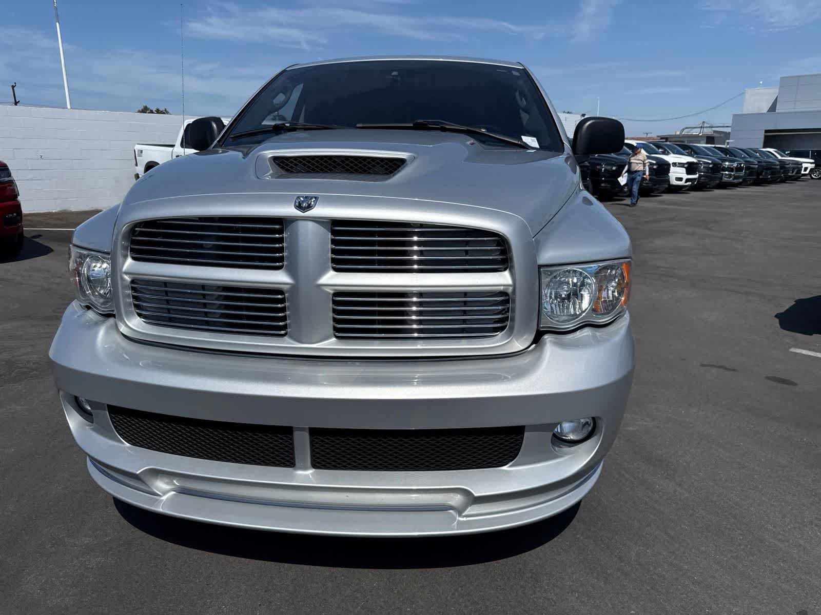 Used 2004 Dodge Ram 1500 Truck 2WD Regular Cab image 4