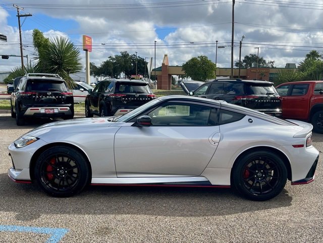 New 2025 Nissan Z NISMO w/ Floor Mat Package image 3