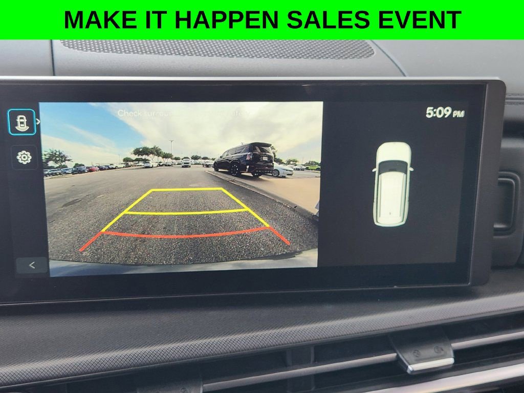 Used 2025 Hyundai Santa Fe SEL FWD image 13