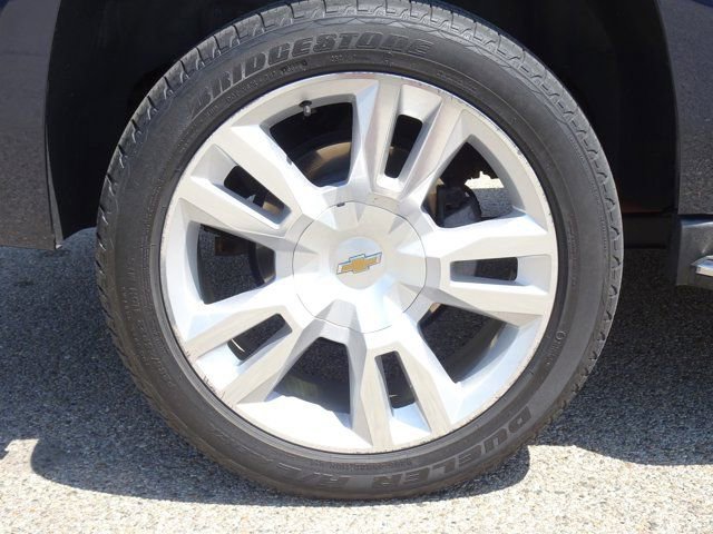 Used 2017 Chevrolet Tahoe Premier AWD/4WD image 31