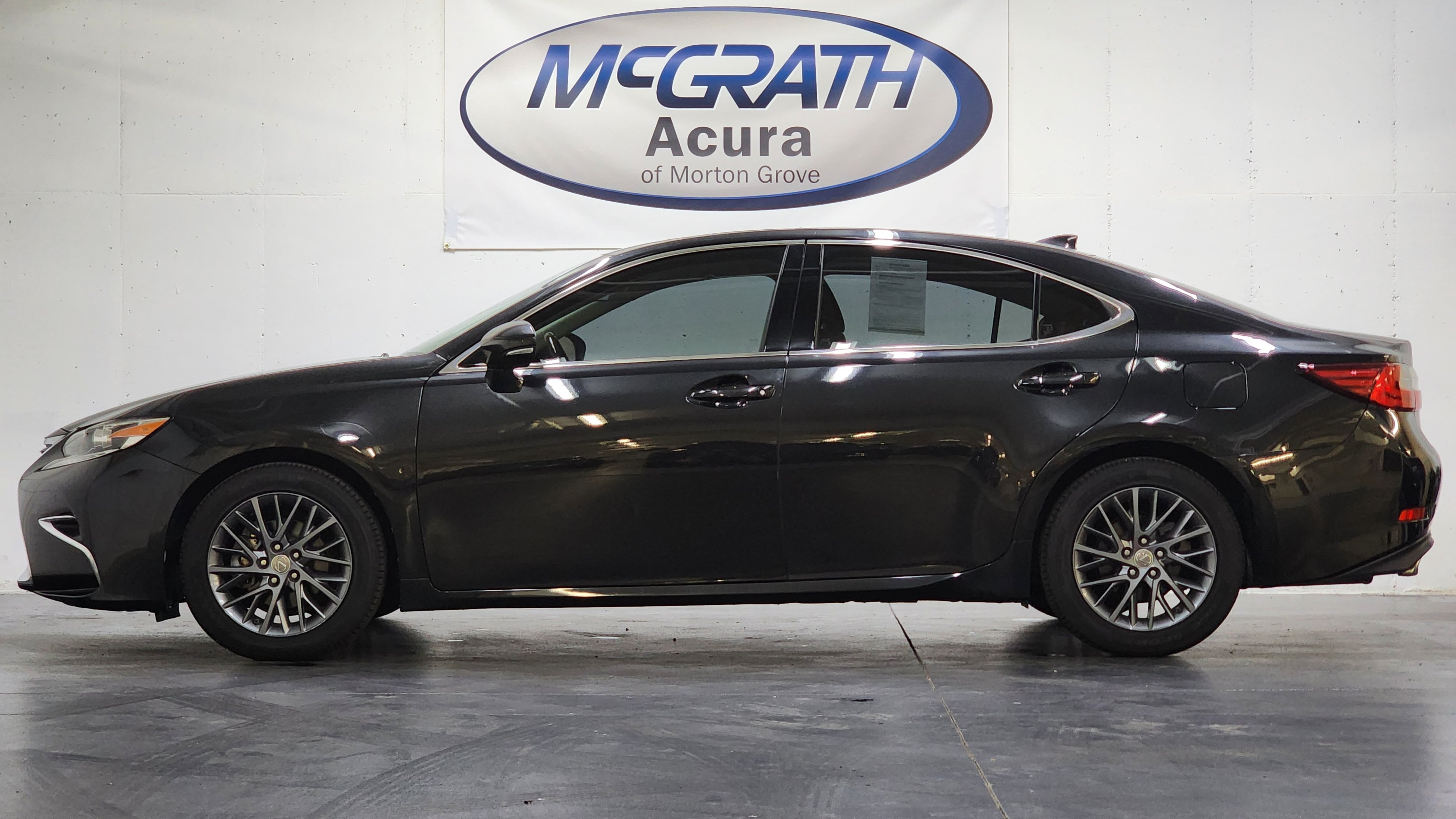 Used 2018 Lexus ES 350 F Sport w/ Navigation System Package FWD image 10