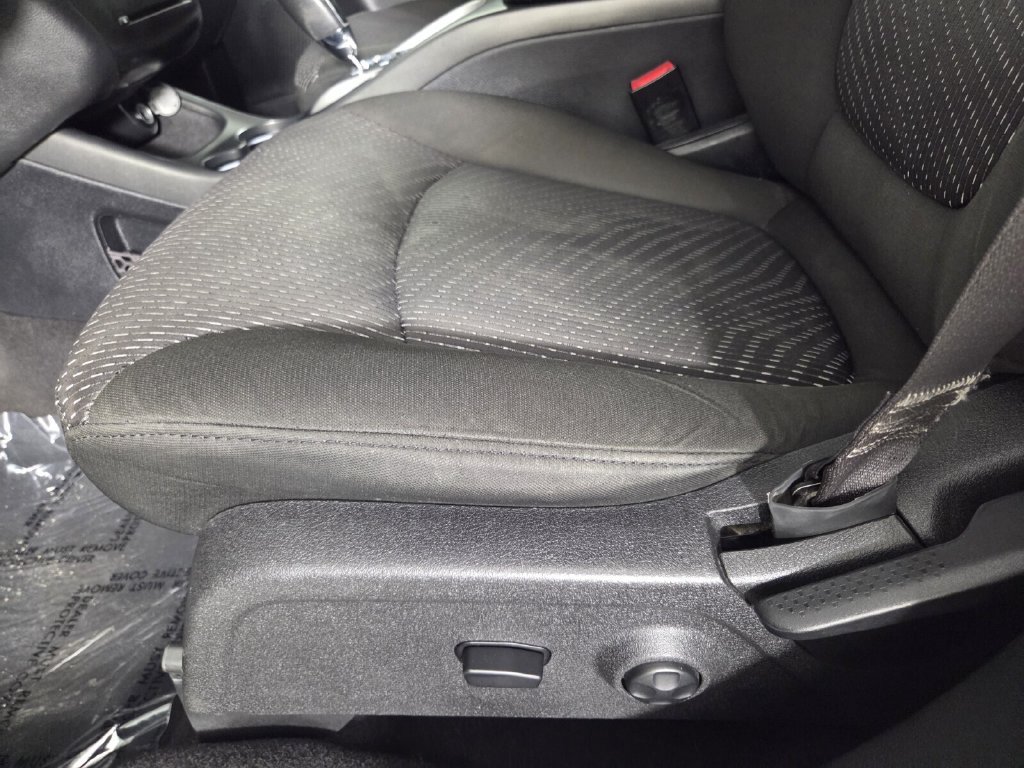 Used 2020 Dodge Journey SE w/ SE Popular Equipment Group FWD image 10