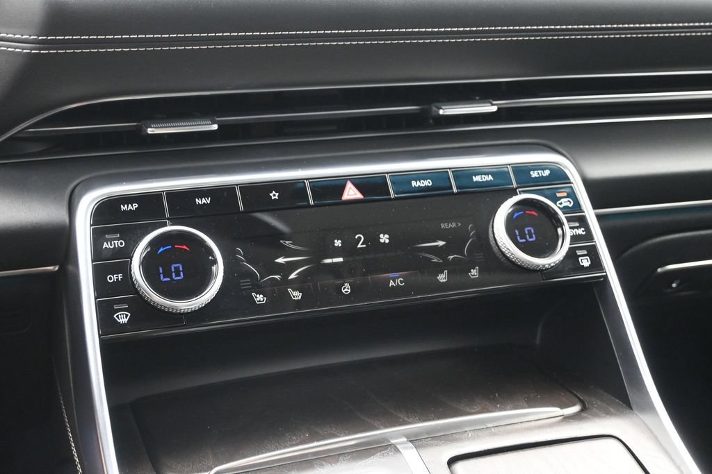 Used 2021 Genesis GV80 3.5T w/ Advanced Package 06 AWD/4WD image 18