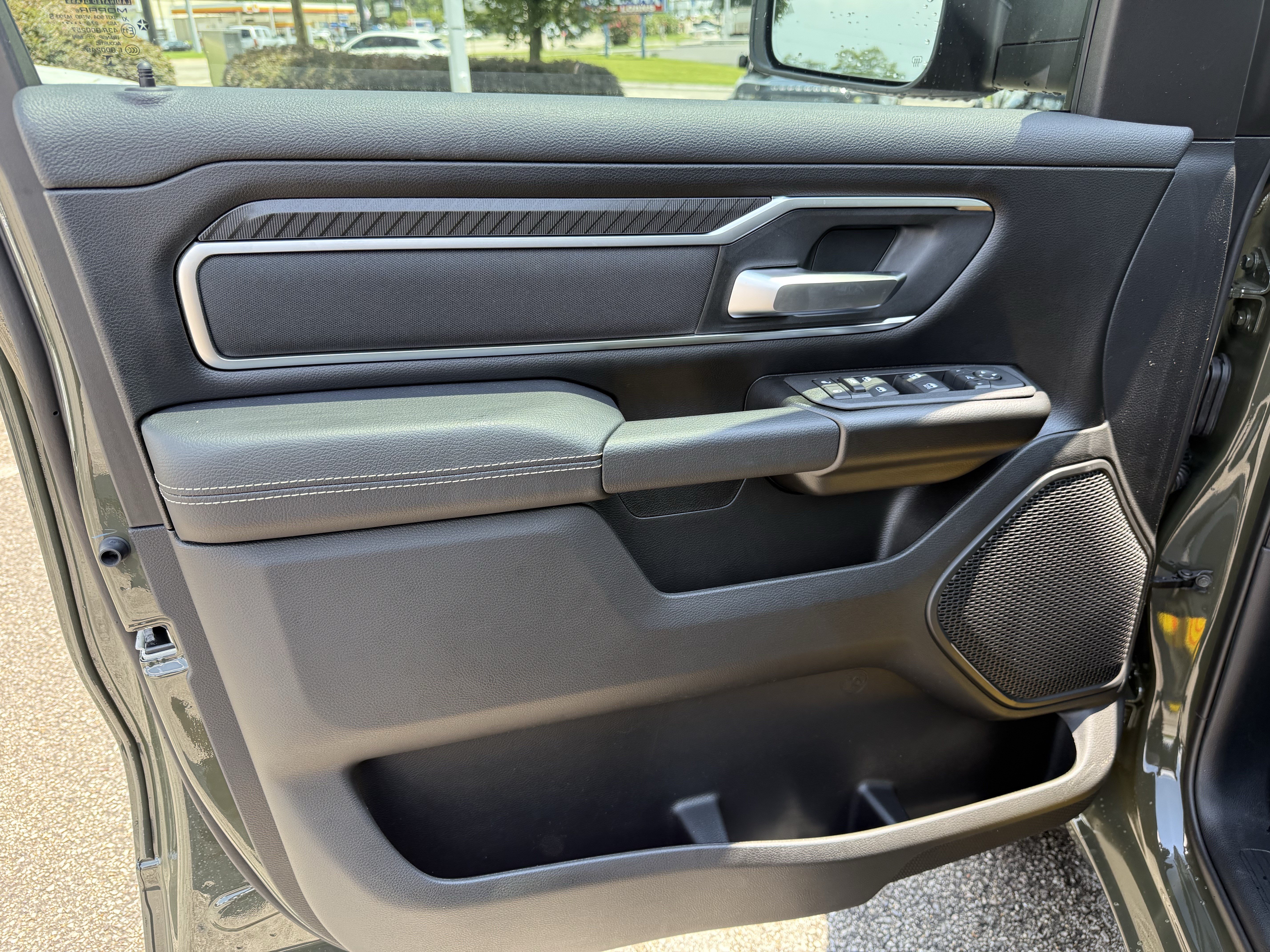 New 2026 RAM 1500 Big Horn AWD/4WD image 14