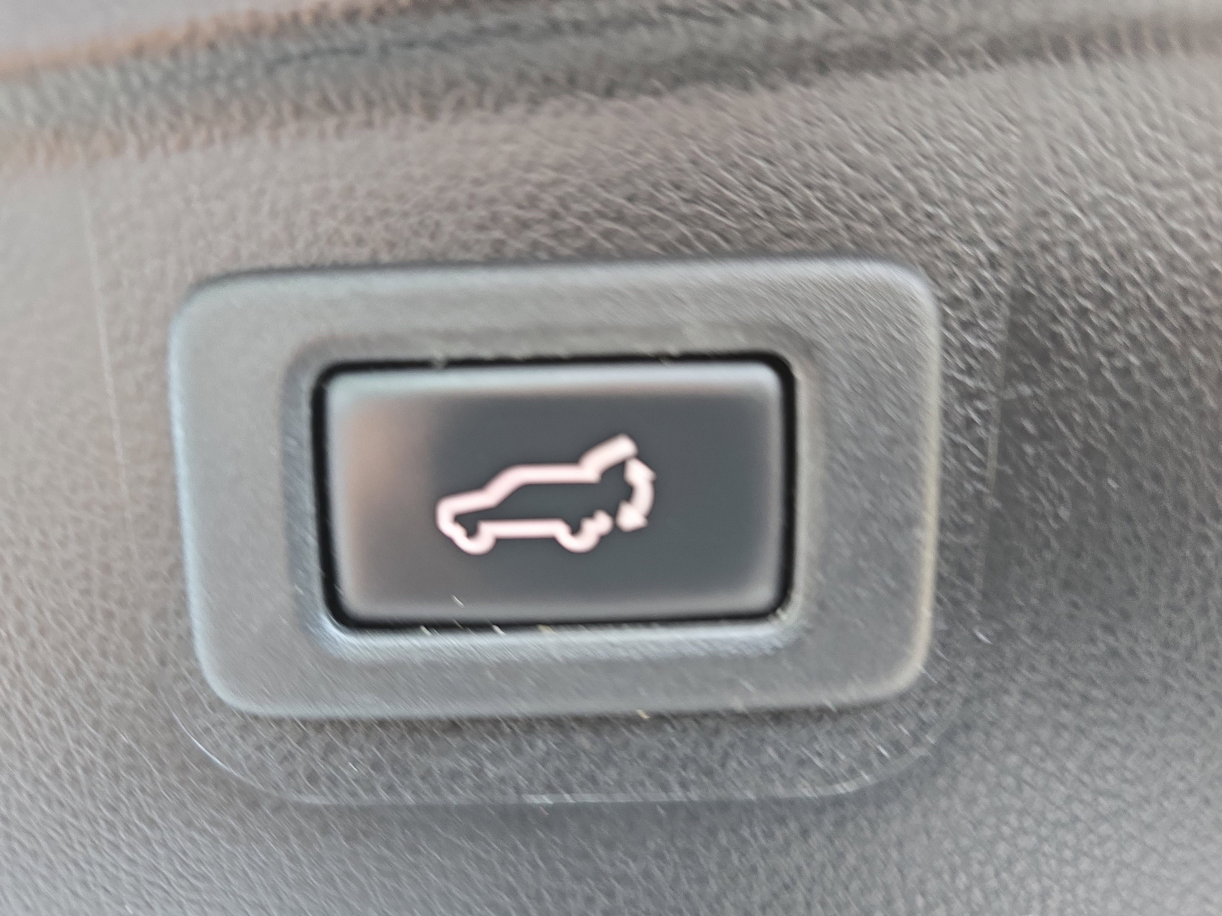 Used 2019 Subaru Outback 2.5i Limited w/ Popular Package #2 AWD/4WD image 13