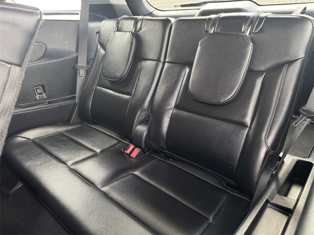 Used 2022 Ford Explorer Limited image 11