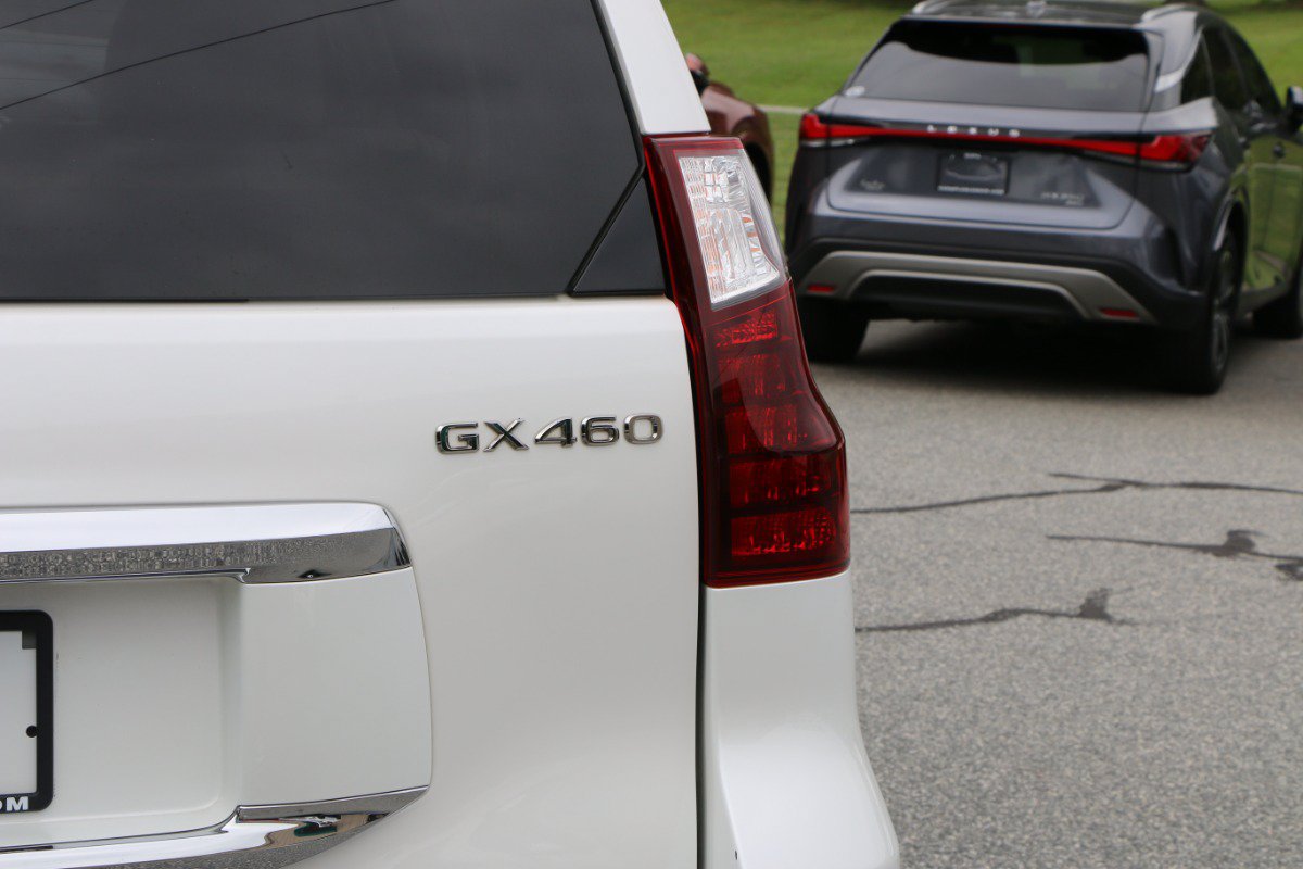 Used 2019 Lexus GX 460 Luxury AWD/4WD image 7
