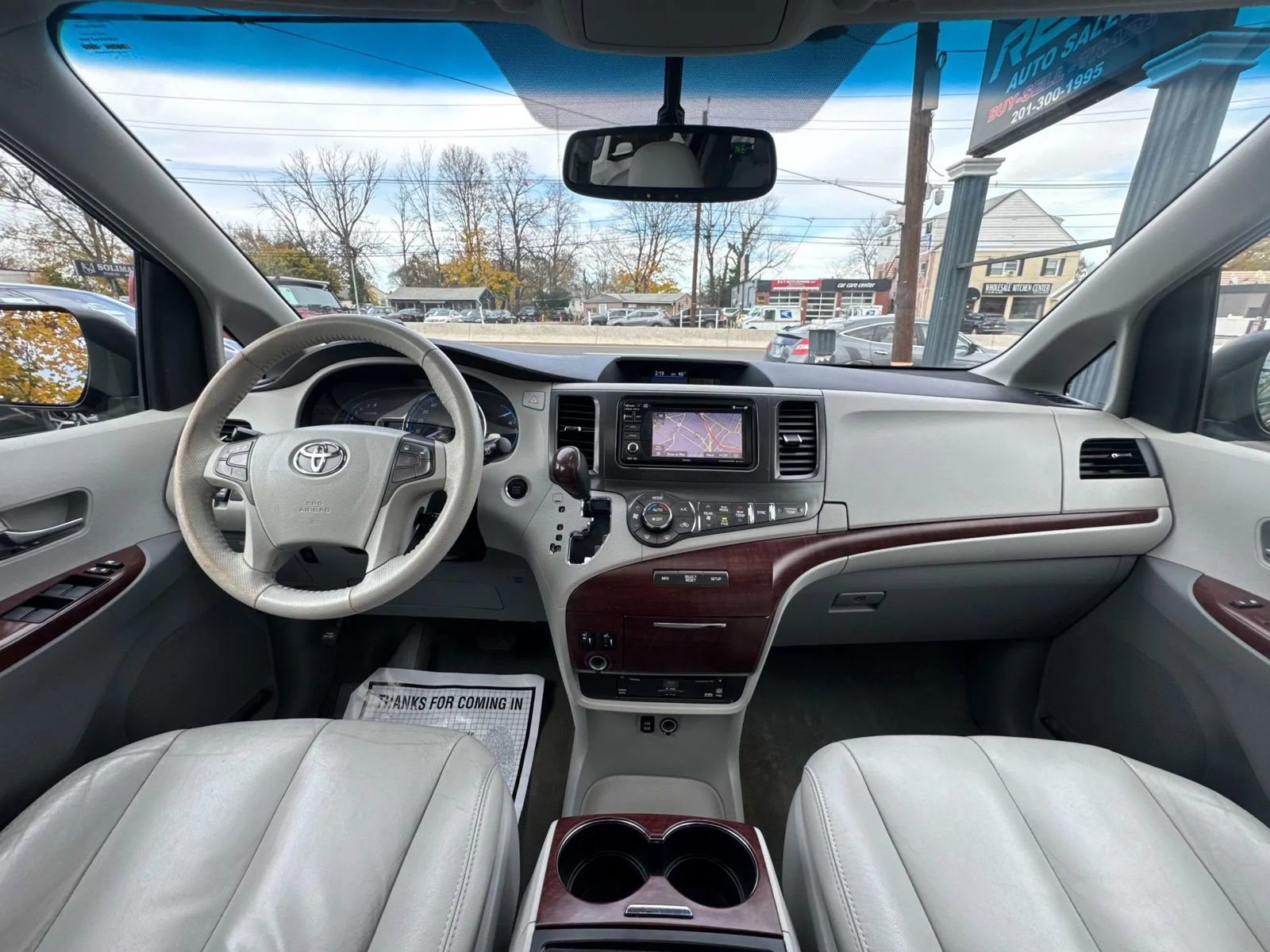 Used 2013 Toyota Sienna Limited image 35