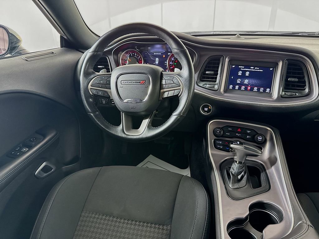 Used 2019 Dodge Challenger R/T w/ Driver Convenience Group image 25