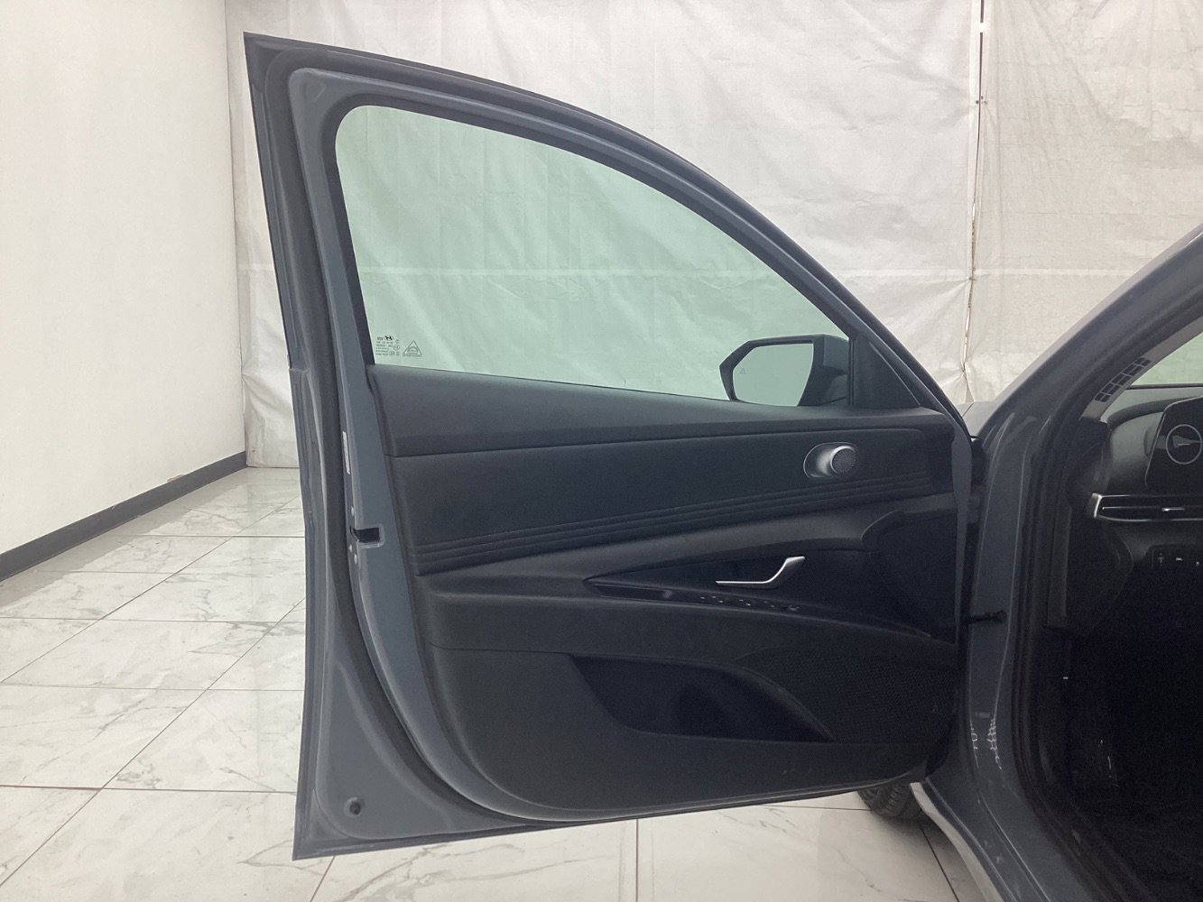 Used 2021 Hyundai Elantra SEL w/ Convenience Package image 18
