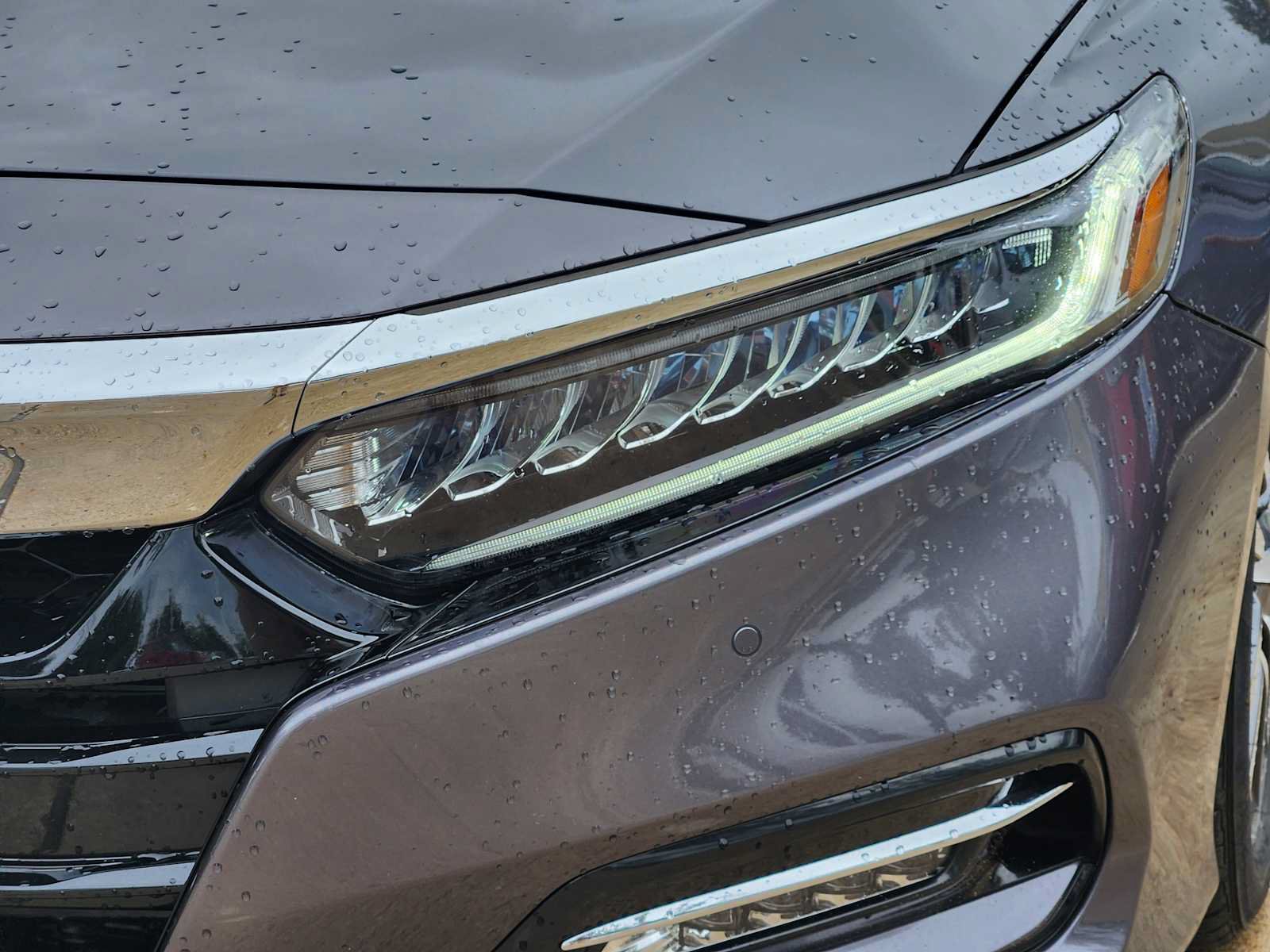 Used 2020 Honda Accord Touring image 7