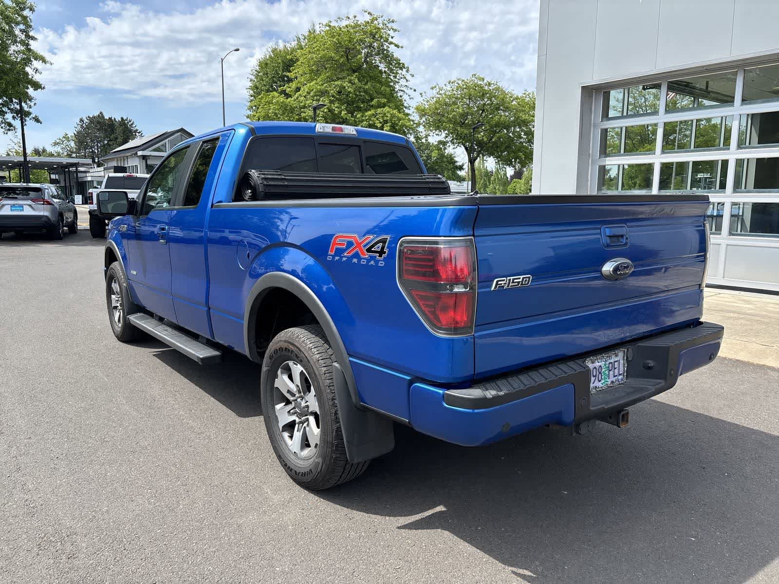 Used 2014 Ford F150 FX4 w/ Equipment Group 402A Luxury AWD/4WD image 3