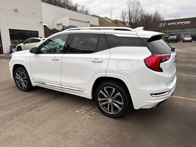 Used 2019 GMC Terrain Denali w/ Advanced Safety Package image 3