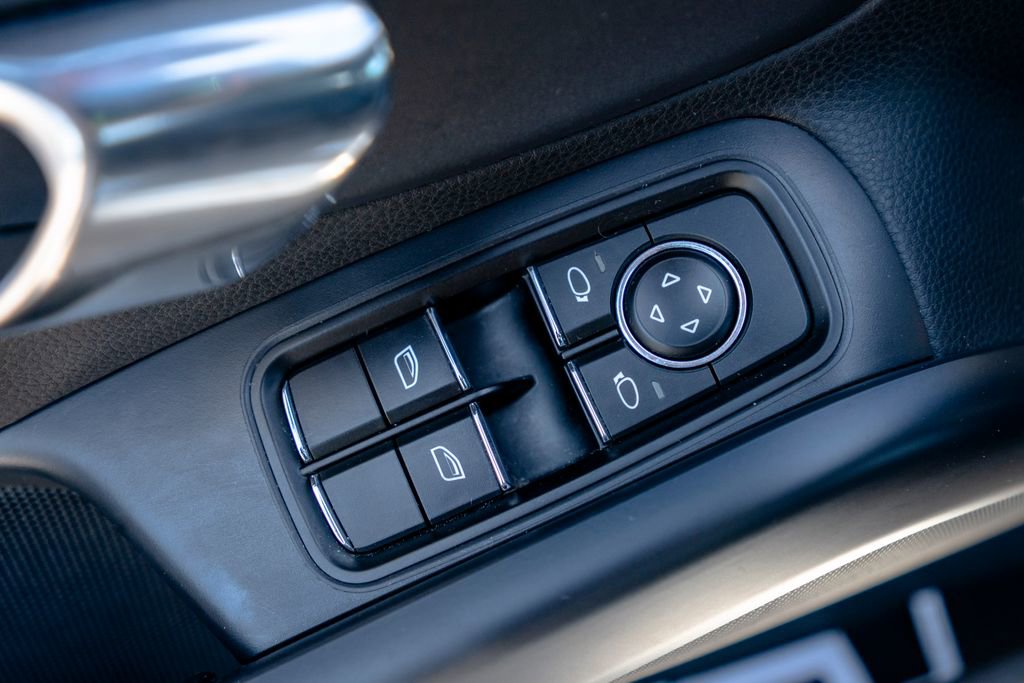 Used 2014 Porsche Cayman image 21